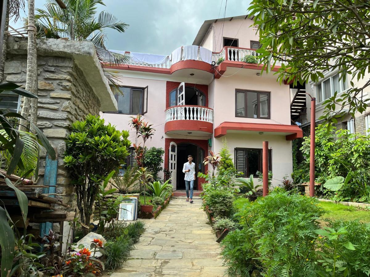 Nepali Cottage Guest House Ποκάρα Εξωτερικό φωτογραφία