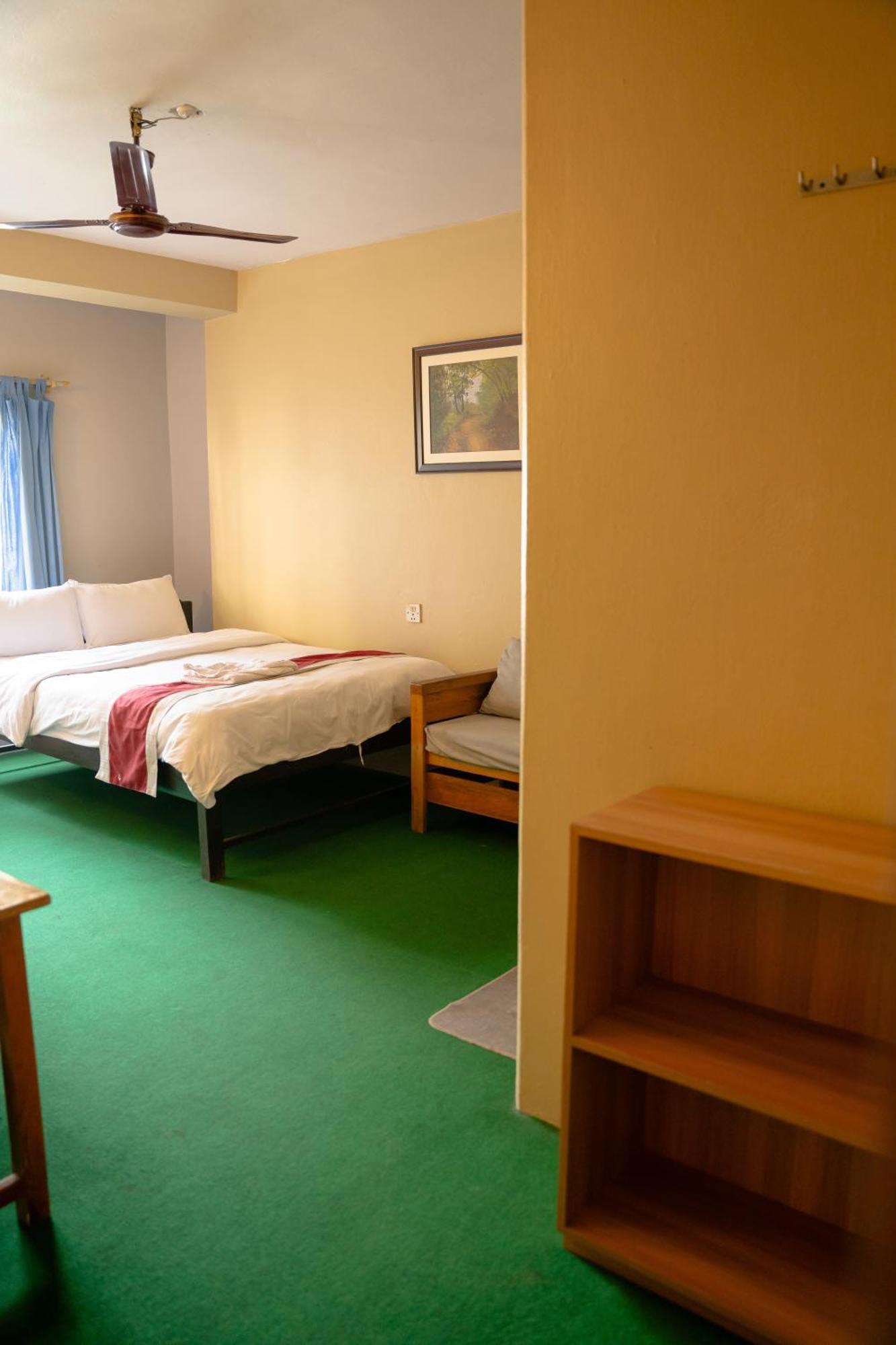Nepali Cottage Guest House Ποκάρα Εξωτερικό φωτογραφία