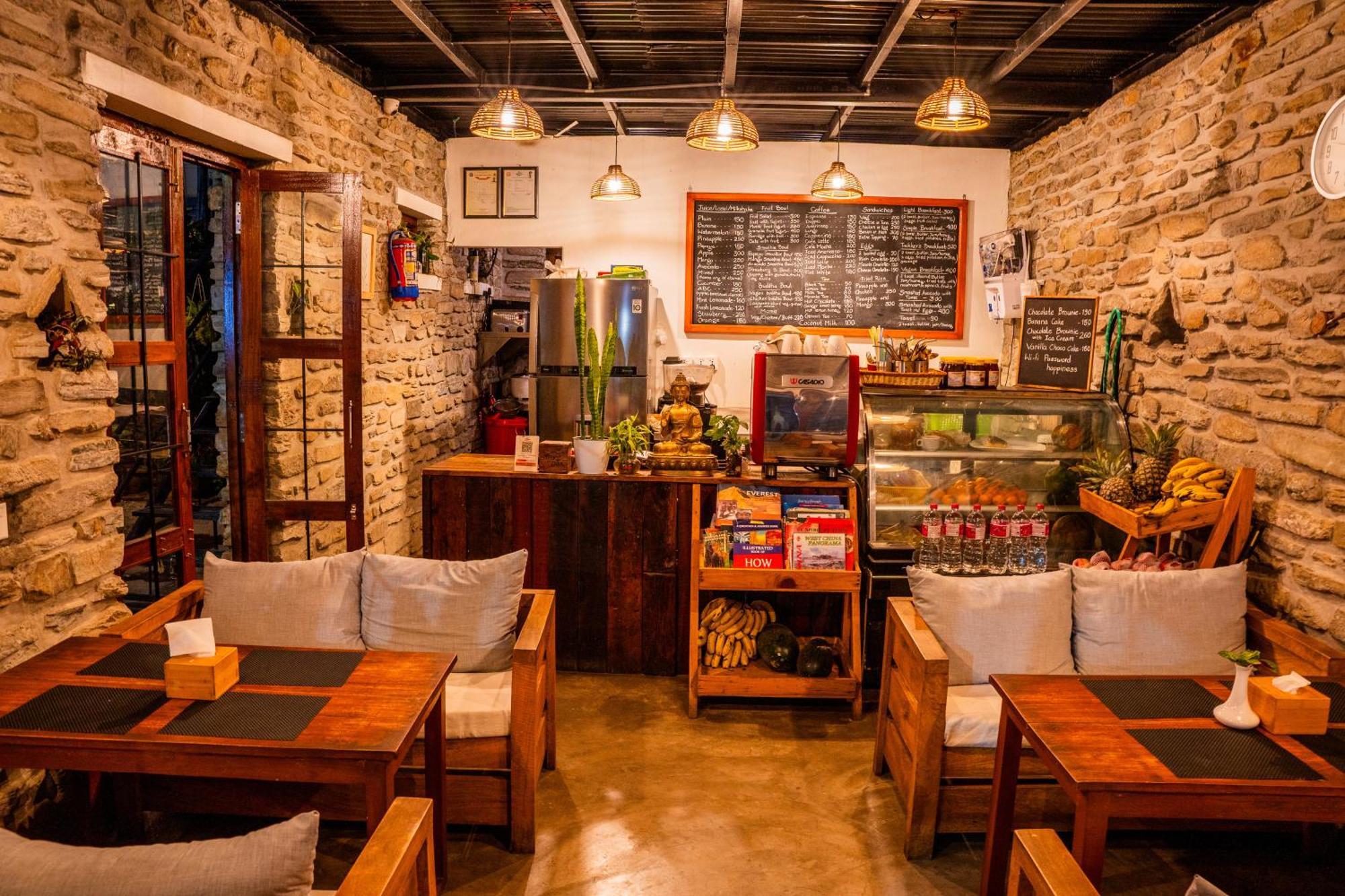 Nepali Cottage Guest House Ποκάρα Εξωτερικό φωτογραφία