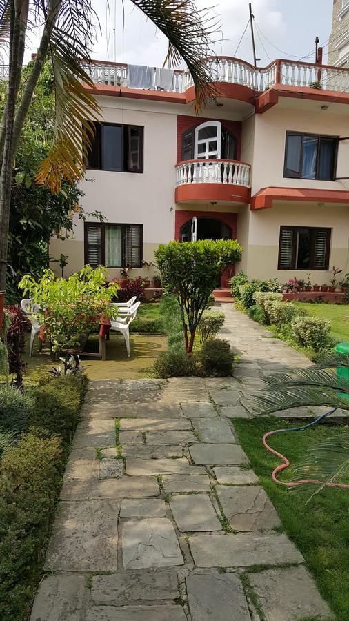 Nepali Cottage Guest House Ποκάρα Εξωτερικό φωτογραφία